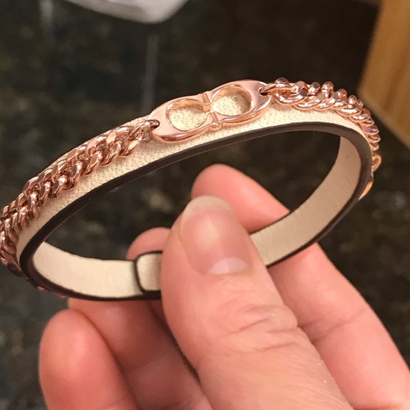New Coach Rose Gold Tone C Signature Beige leather Bracelet